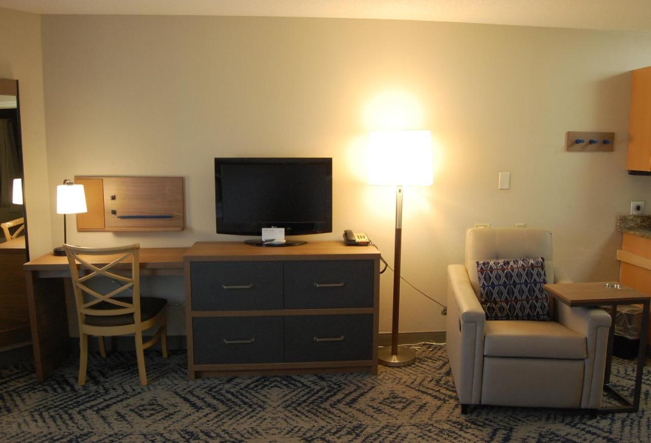 Candlewood Suites Harrisburg I-81 Hershey Area, An Ihg Hotel Bagian luar foto